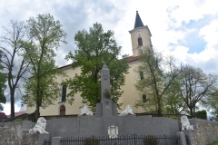 Krasna-Hora-nad-Vltavou-kostel