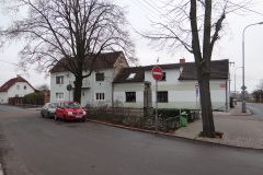 Melnik-Mlazice-pomnik