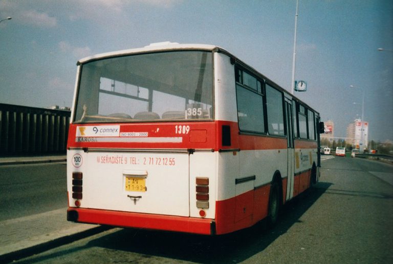385